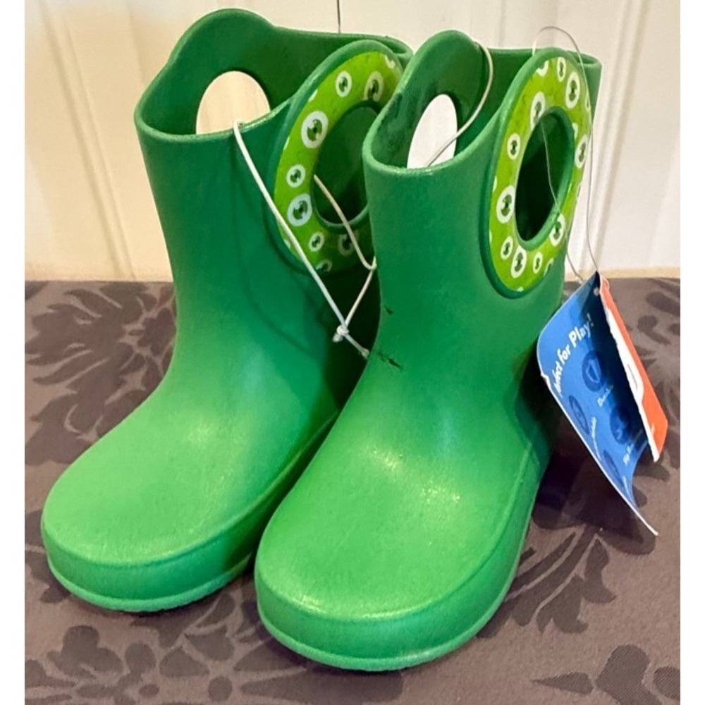 NWT Okabashi Kids Rain Boots Size 7 Green Monster Eyes Waterproof USA